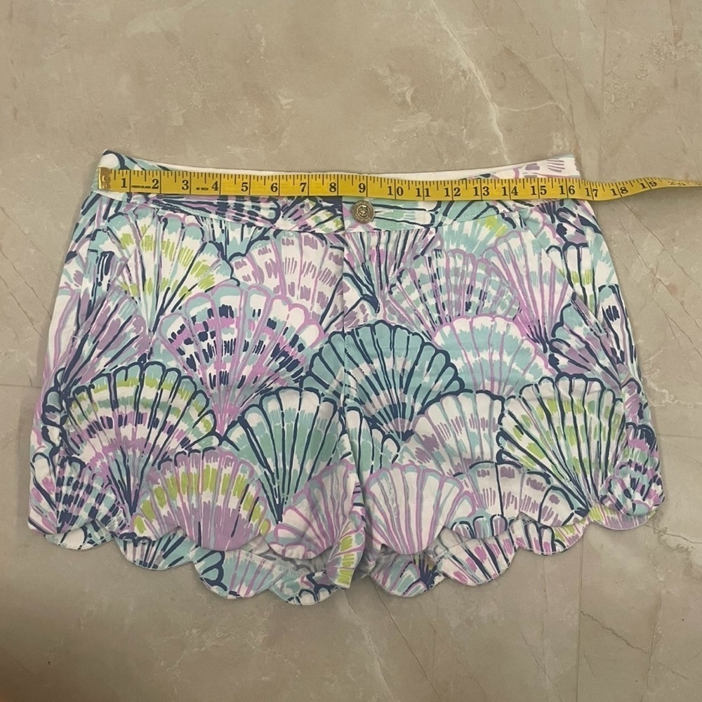 Lilly Pulitzer Shorts Size 6 Buttercup Multicolor Seashell Print Scalloped Hem - Picture 4 of 11